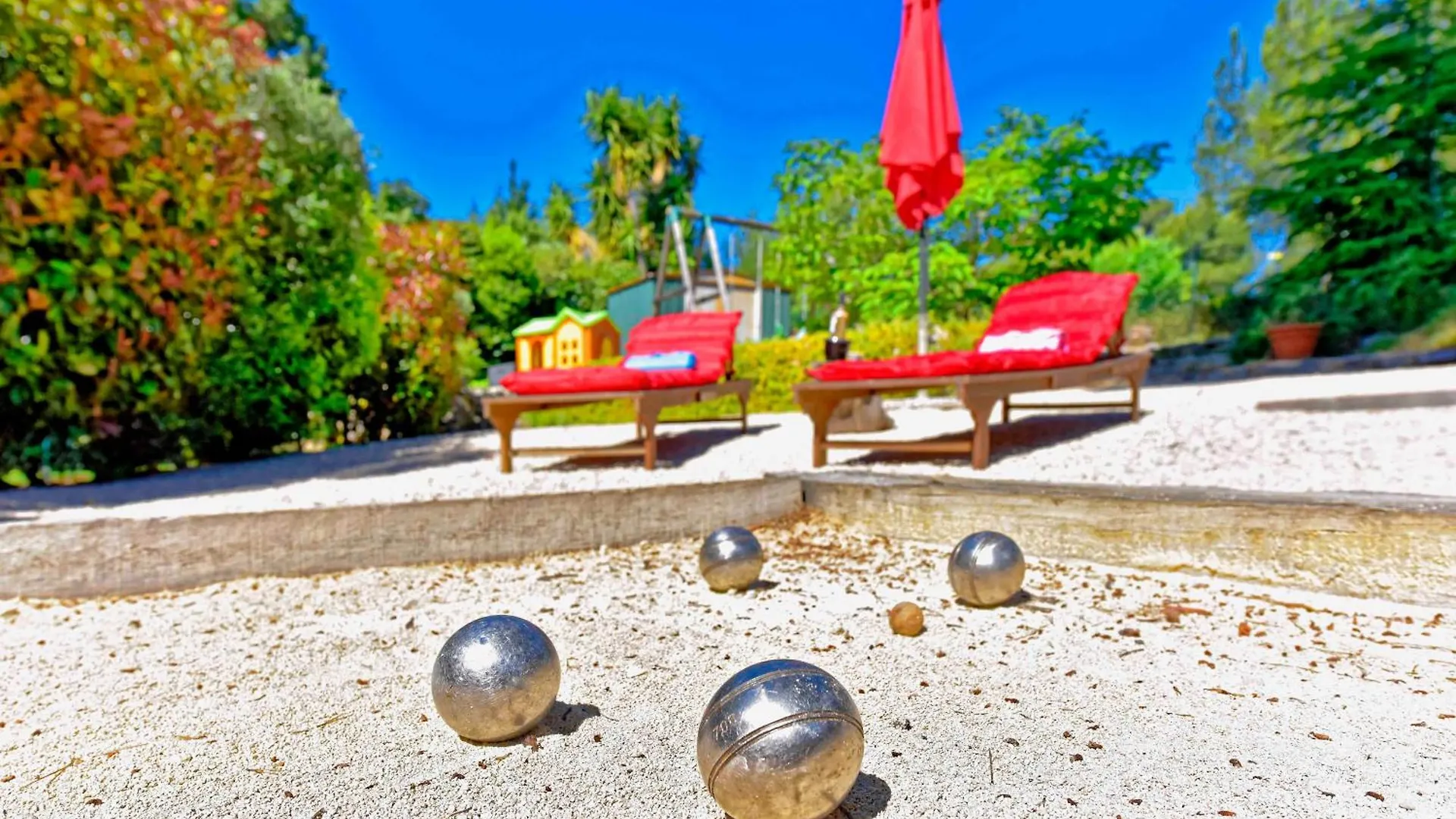 Appartement T3 avec jardin dans Villa Rocaille Cassis