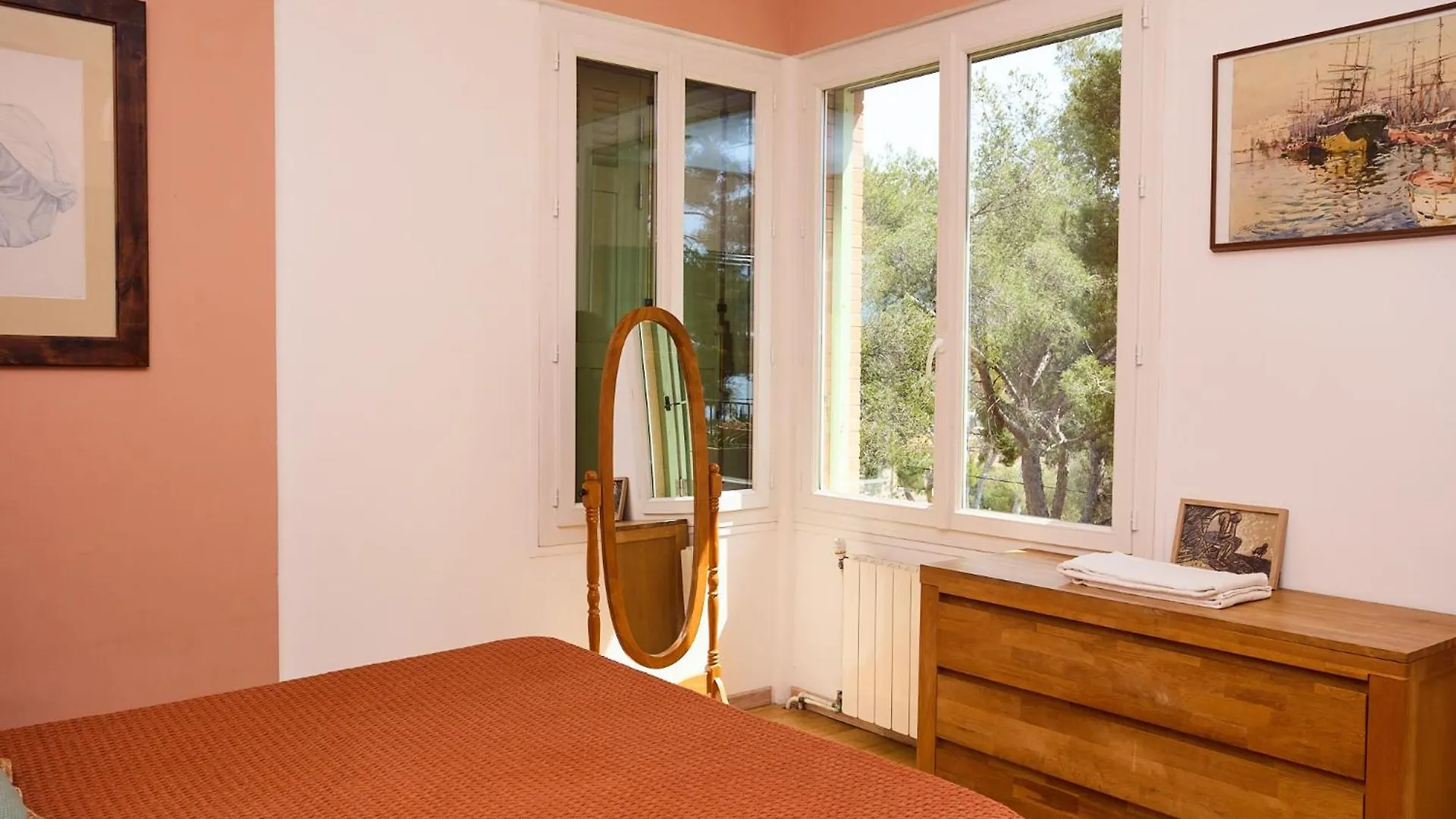 Appartements Avec Jardin Dans Villa Rocaille Κασί 0*,  Γαλλία