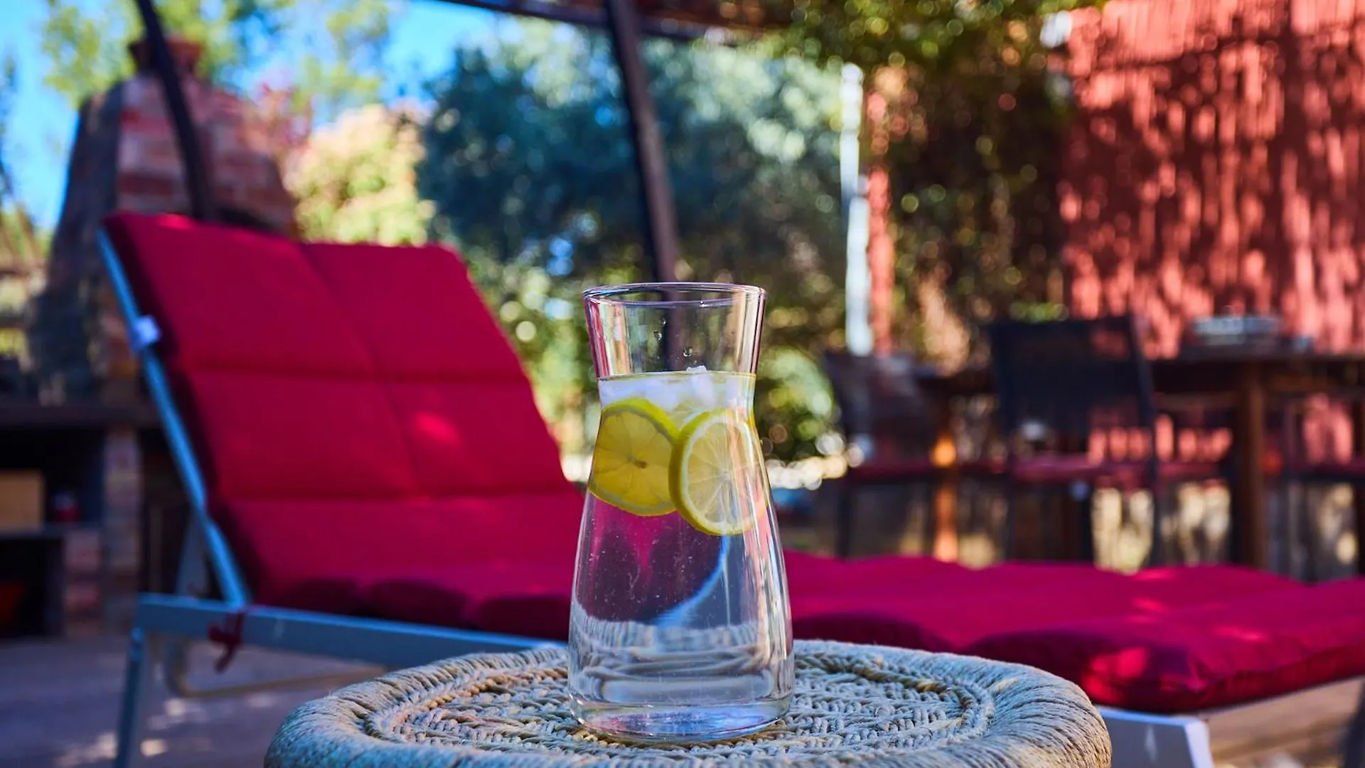 T3 avec jardin dans Villa Rocaille Cassis Appartement
