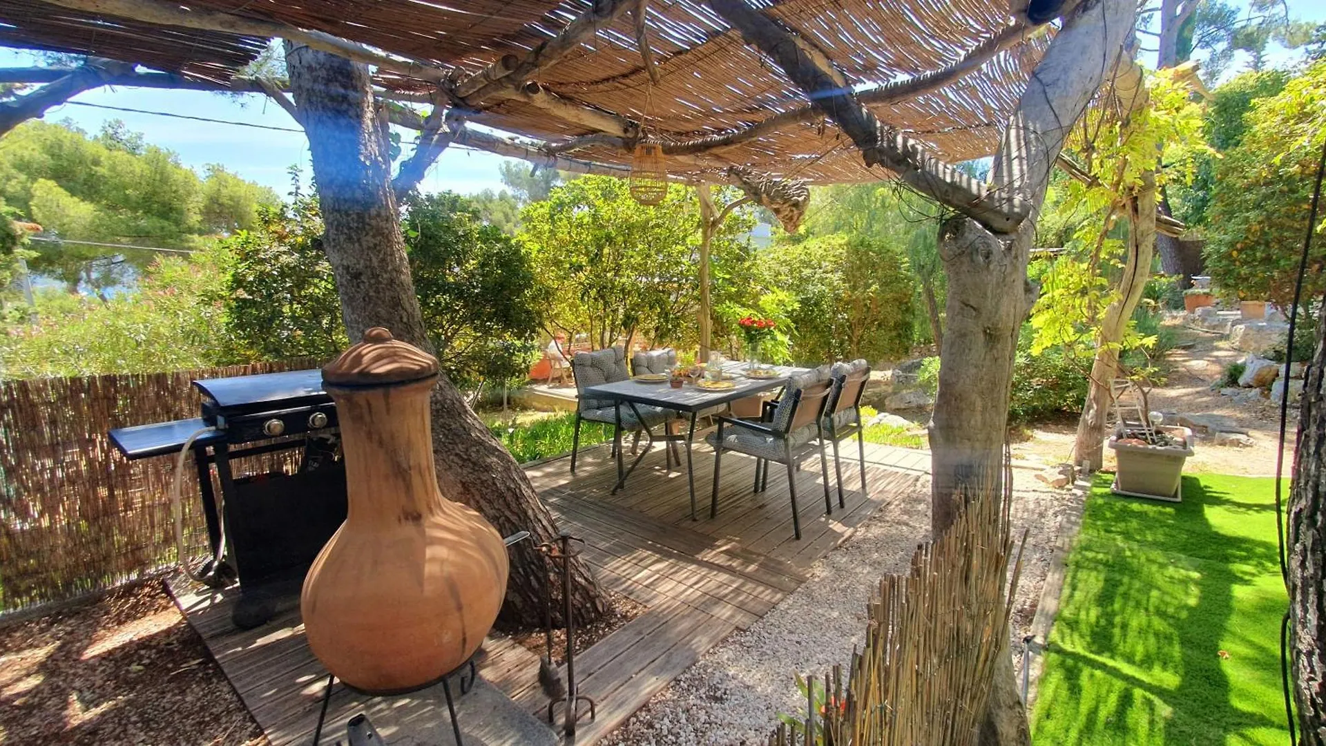 Διαμέρισμα Appartements Avec Jardin Dans Villa Rocaille Κασί