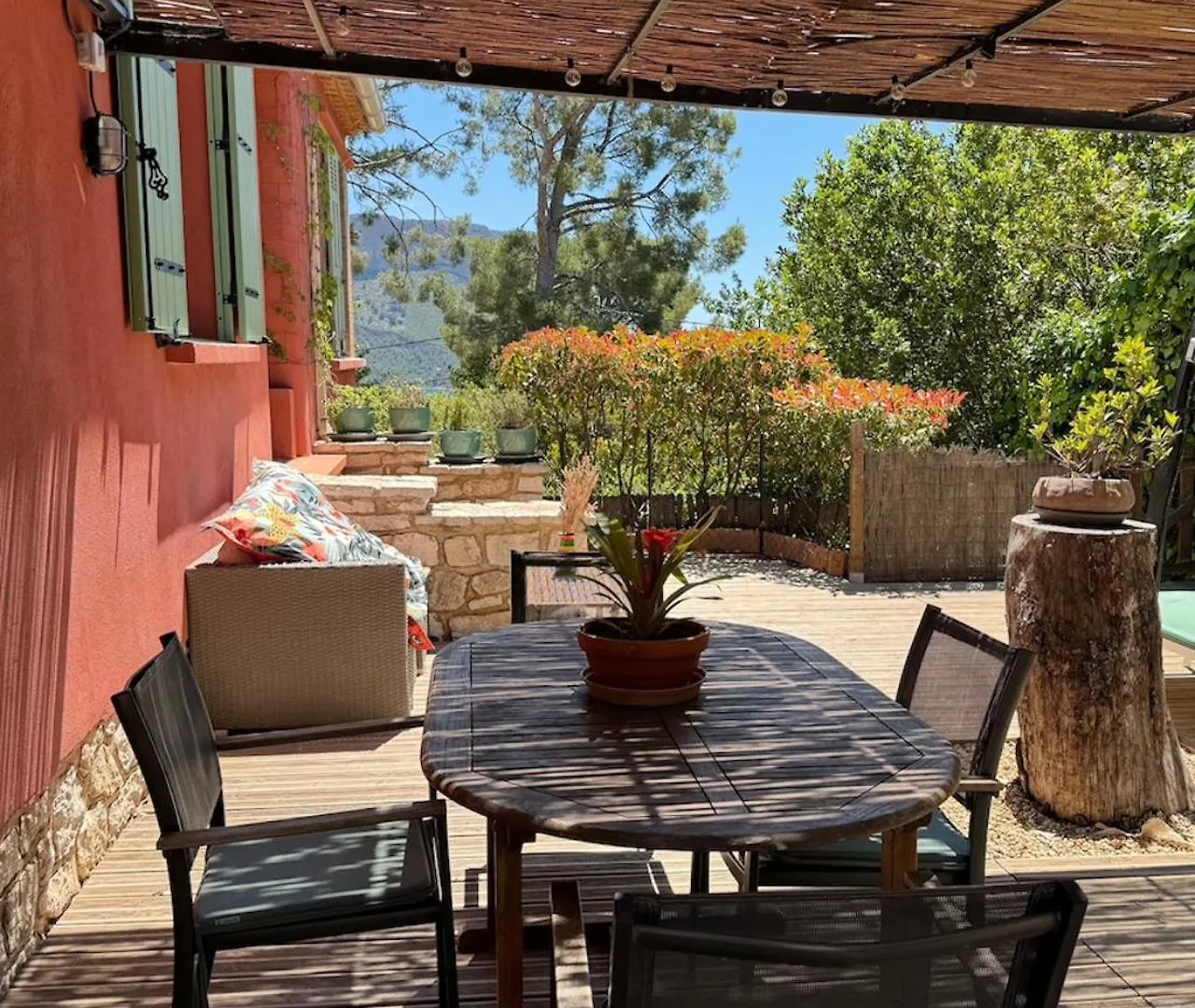 Appartement T3 avec jardin dans Villa Rocaille Cassis