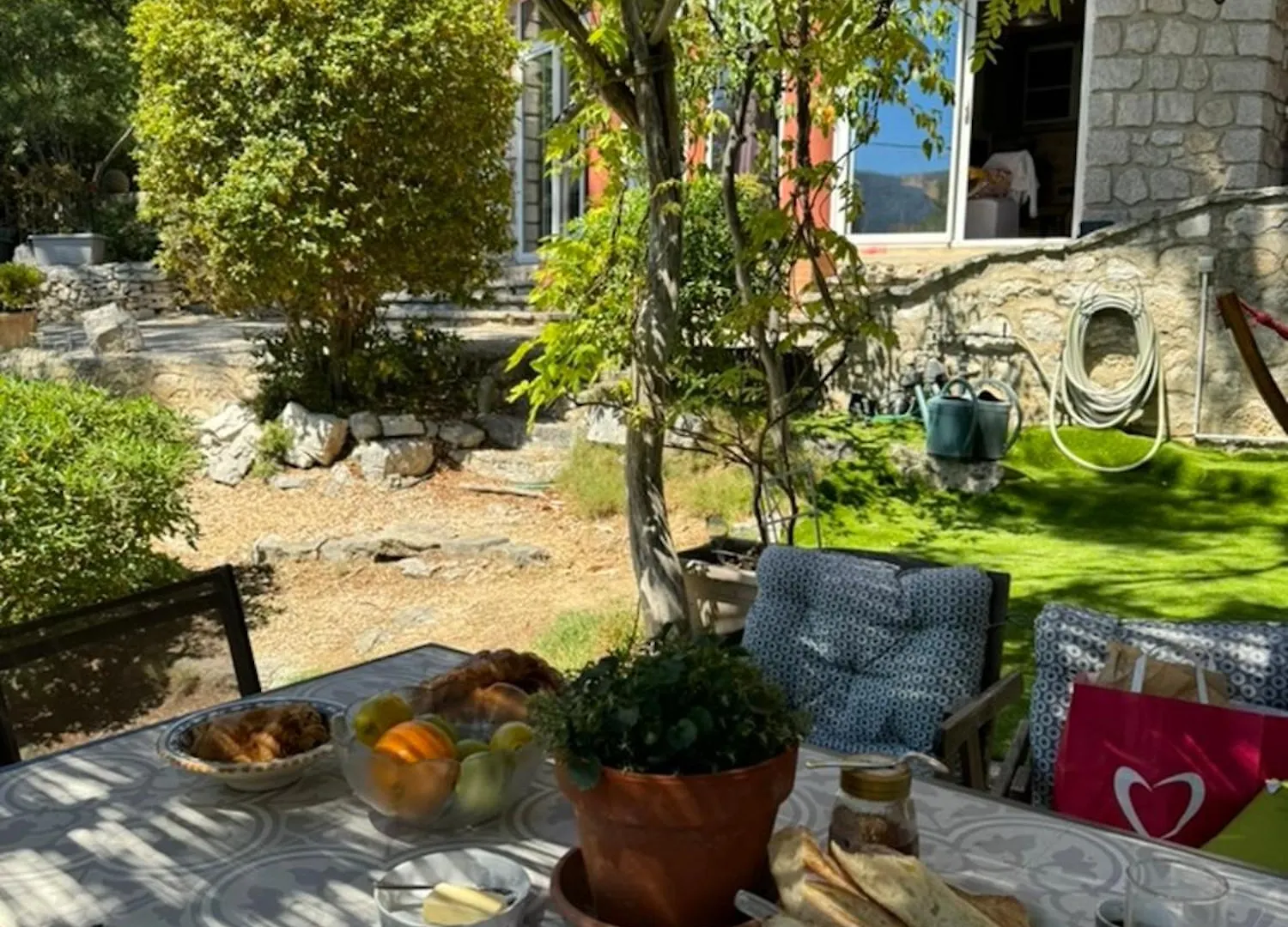Appartement T3 avec jardin dans Villa Rocaille Cassis